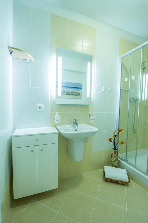 Vila Helena - Apartment Helena 2 Ruzomberok Oda fotoğraf