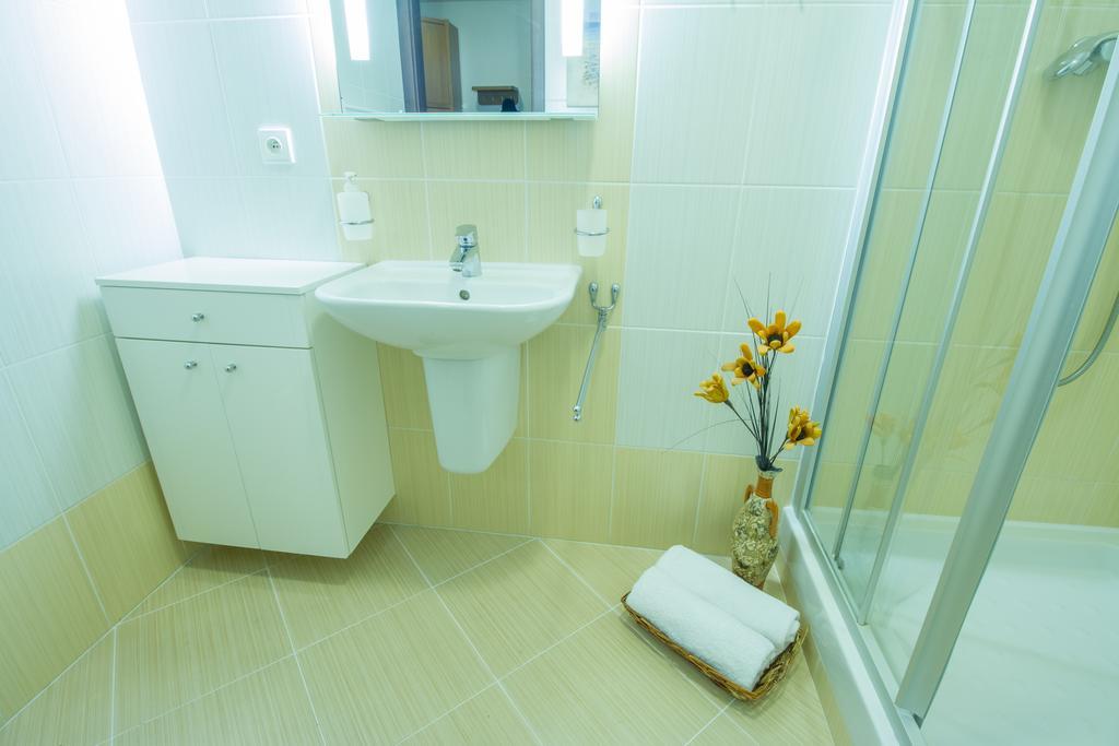Vila Helena - Apartment Helena 2 Ruzomberok Dış mekan fotoğraf