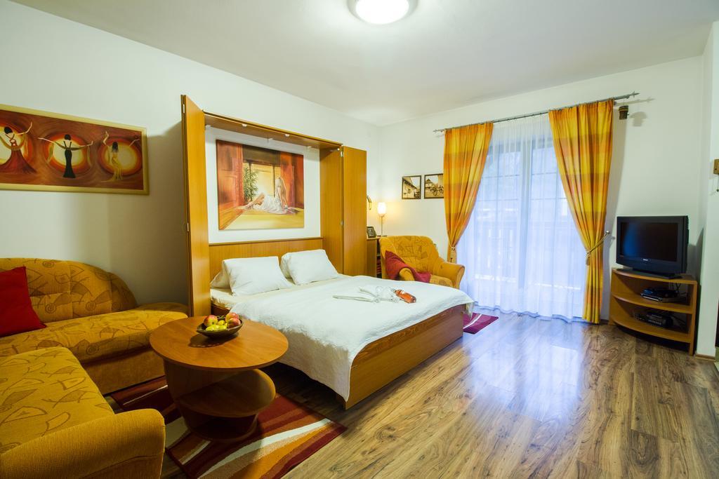 Vila Helena - Apartment Helena 2 Ruzomberok Dış mekan fotoğraf